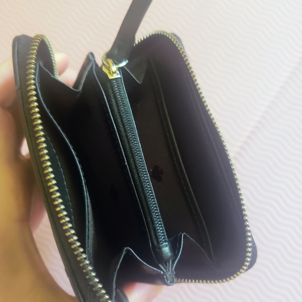 KATE SPADE Black Quilted Leather Wallet with Key Holder - Picture 5 of 10